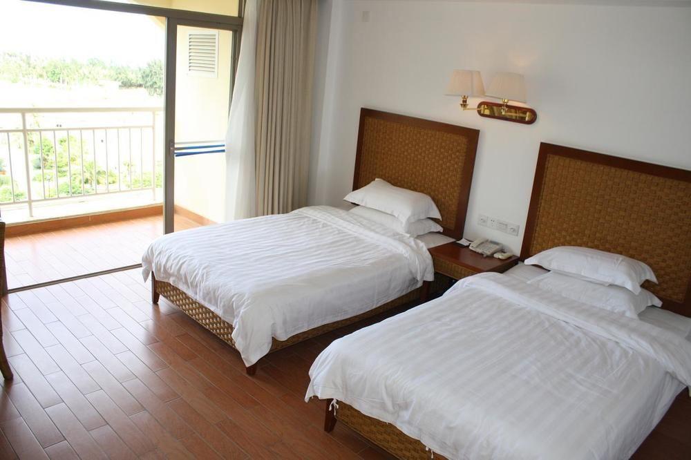 Island Forest Seaview Hotel Qionghai Bagian luar foto